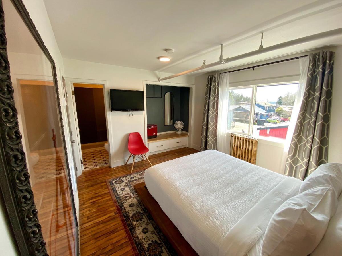 The Maq Hotel Tofino Exterior photo